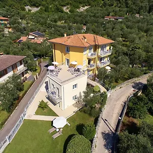  Hotel apartamentowy La Pervinca
